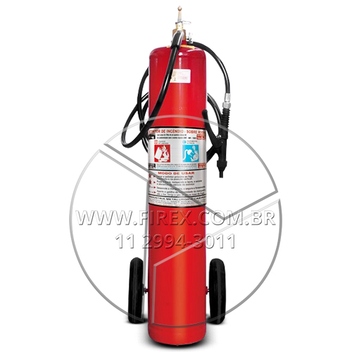Extintor sobre rodas de pó químico seco bc 20 kg :: Extintor Sobre Rodas de Pó Químico Seco - Classe BC 20kg - FOTO 1